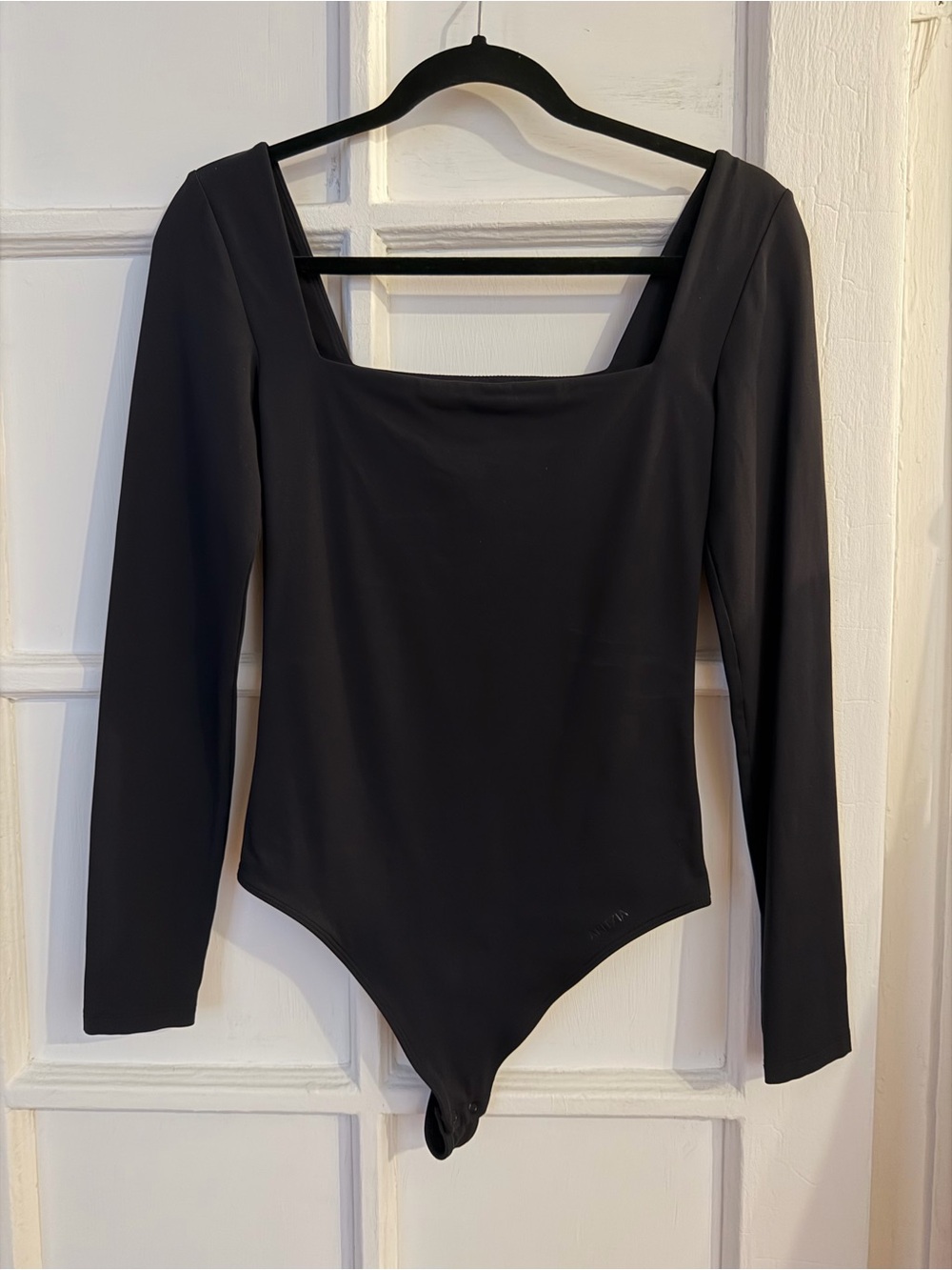 Aritzia Long Sleeve Square Neck One-Piece Bodysuit - Black